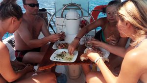 krevety, mořské plody, dovolená, relax, odpočinek, plavba na lodi, charter, Řecko